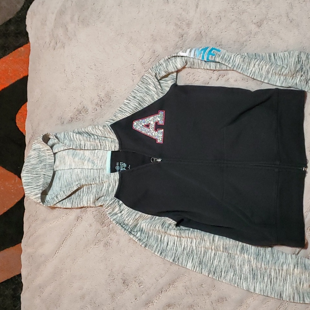 SO size 12 girls Hoodie